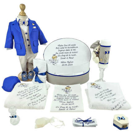 Set Botez "Milan Kylian", format din Trusou Complet, Lumanare si Tinuta Eleganta, model Ingeras, 17 piese, pentru Baieti, culoare Albastru, marca LoreBebe ®