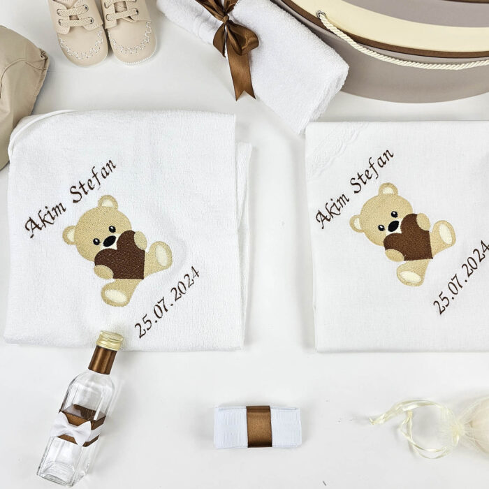 Set Botez "Akim Stefan", format din Trusou Complet, Lumanare si Tinuta Eleganta, model Ursulet, 17 piese, pentru Baieti, culoare Crem, marca LoreBebe ® - imagine 2