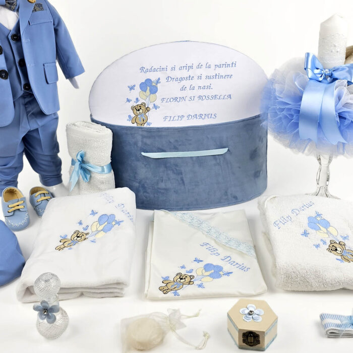Set Botez "Filip Darius", format din Trusou Complet, Lumanare si Tinuta Eleganta, model Ursulet, 17 piese, pentru Baieti, culoare Bleumarin, marca LoreBebe ® - imagine 2