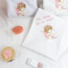 Set Botez "Ingerasul Dulce", format din Trusou Complet, Lumanare si Tinuta Eleganta, model Ingeras, 12 piese, pentru Fete, culoare Roz , marca LoreBebe ® - imagine 3