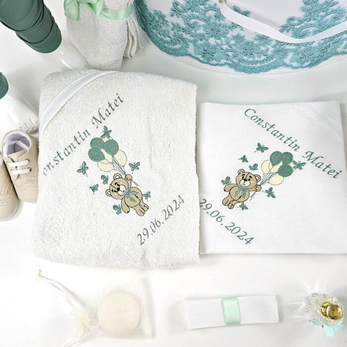 Set Botez "Constantin Matei", format din Trusou Complet, Lumanare si Tinuta Eleganta, model Ursulet, 23 piese, pentru Baieti, culoare Verde, marca LoreBebe ® - imagine 4