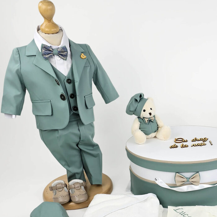 Set Botez "Lucas Ioan", format din Trusou Complet, Lumanare si Tinuta Eleganta, model Ursulet, 17 piese, pentru Baieti, culoare Verde, marca LoreBebe ® - imagine 4